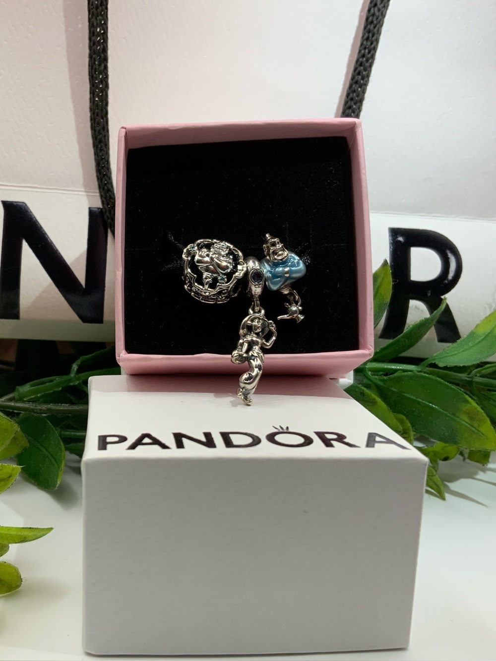 Pandora Disney Aladdin Jasmin & Genie Charms - 3 piece Gift Set